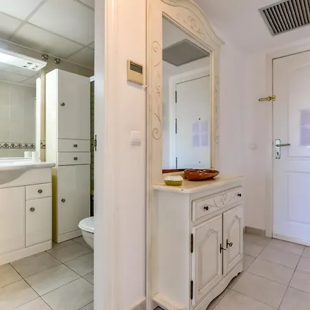 Apolo16 Appartement *